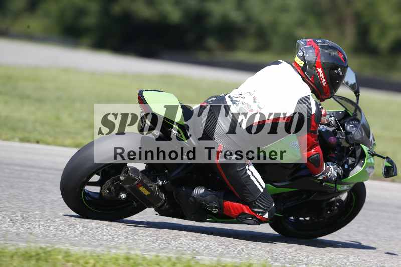 Archiv-2025/42 07.08.2025 Peter Studer Girls Day ADR/Gruppe blau/team